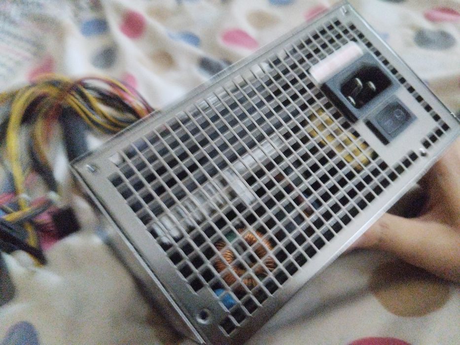 Блок питания Huntkey Titan 650