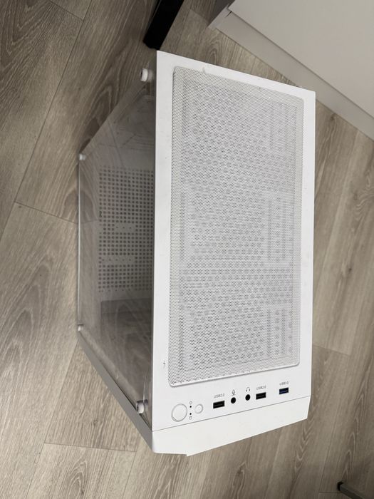 Продам Белый корпус для ПК