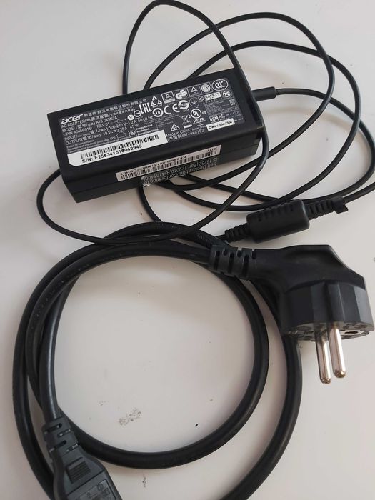 Acer Aspire 13" V3 (i3-4005U 1.70 GHz, SSD 512GB,8GB DDR3L) - 350 лева