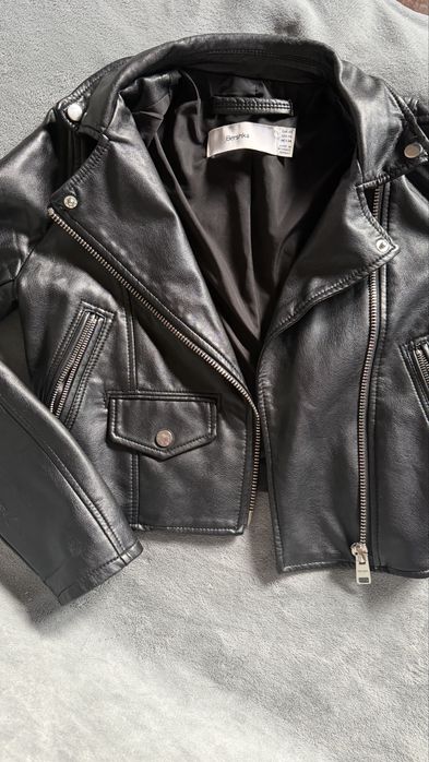 Кожено яке Bershka