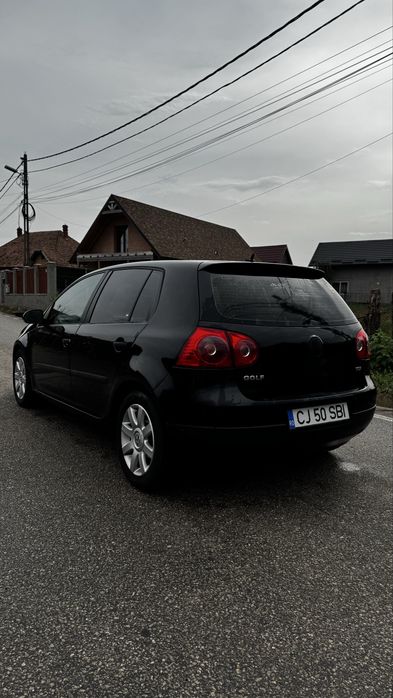 Volkswagen Golf 5 1.9 TDI 105CP