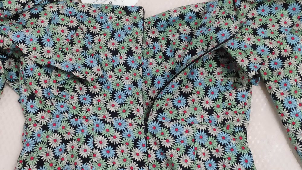 Платье Zara (размер M) - новое с Южной Кореи.