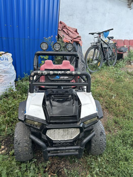 Продам детскую машину