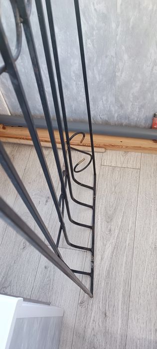 Продам решётку для окна.