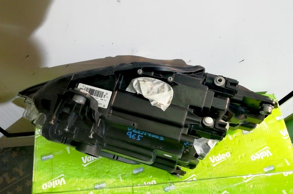 Фар фарове Mercedes SLS GT AMG 63 W197 / Мерцедес СЛС А197  BLACK LINE