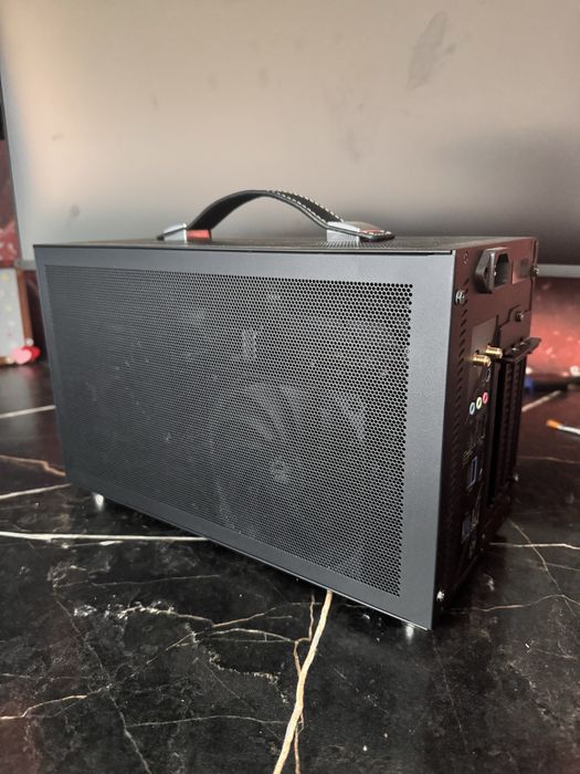 Корпус itx sff shiny snake s400pro