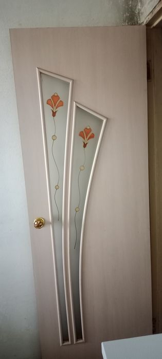 Продам  межкомнатную дверь