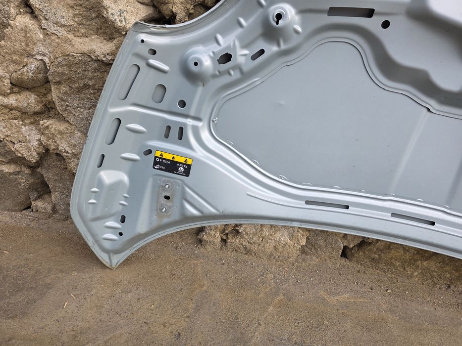 Fiat 500 facelift  2016  15- преден капак