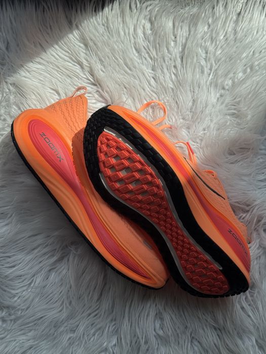 Nike vomero plus