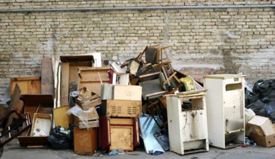 Debarasare Deseuri din Constructii / Renovari Debarasare Mobila Veche