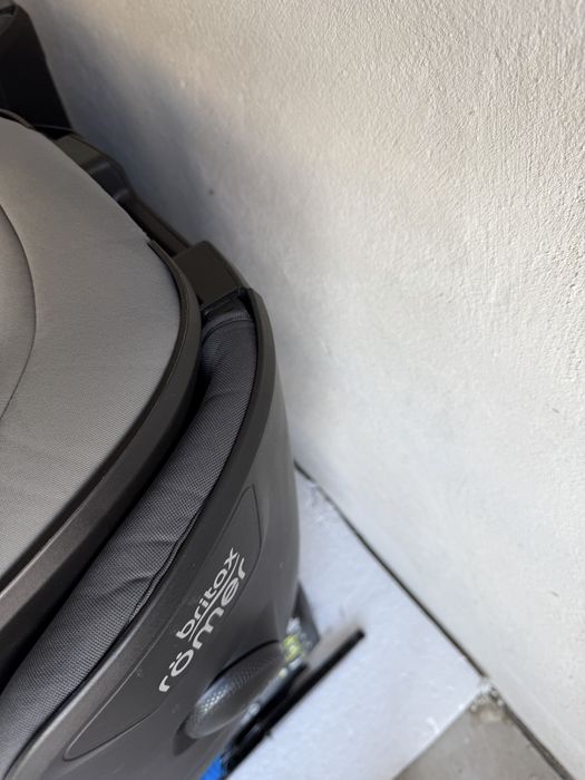 Britax romer advansafix Advansafix IV R, 9-36 kg, с IsoFix, Storm Grey