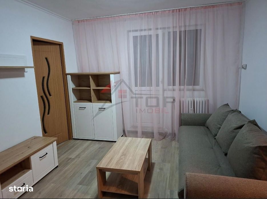 Inchiriere Apartament cu 2 camere Decomandat Podu Ros