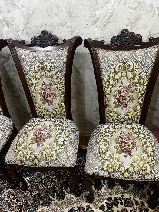 12 кишили стол стуллар сотилади. 100% ёнгок