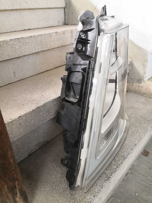 Фар Volvo FH LED ляв/Фар Volvo FH16 FH4/Фар Волво ФХ Оригинален