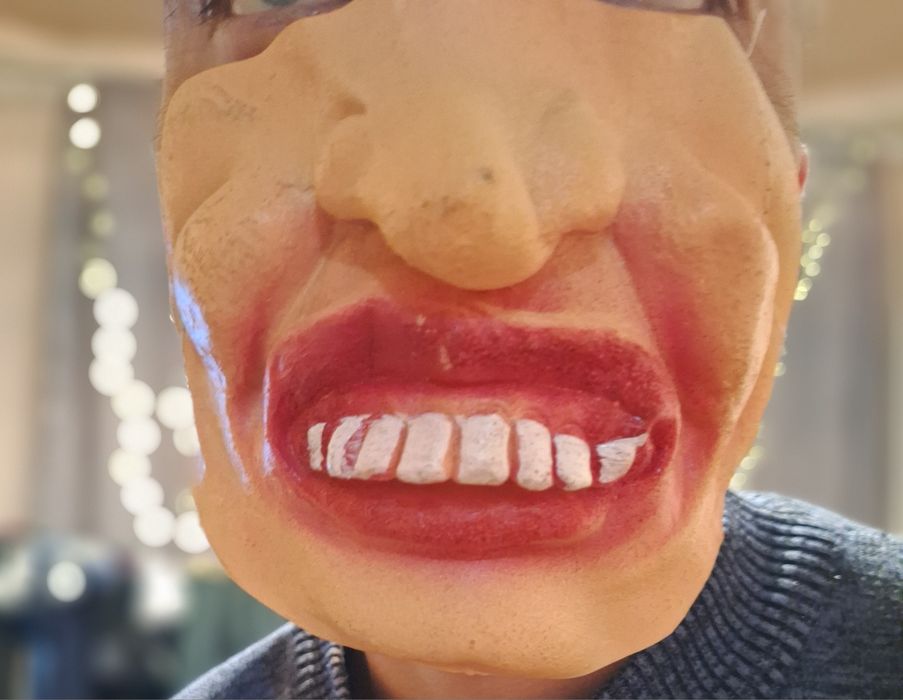 Продам полу маски