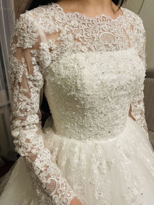 Свадебное платье