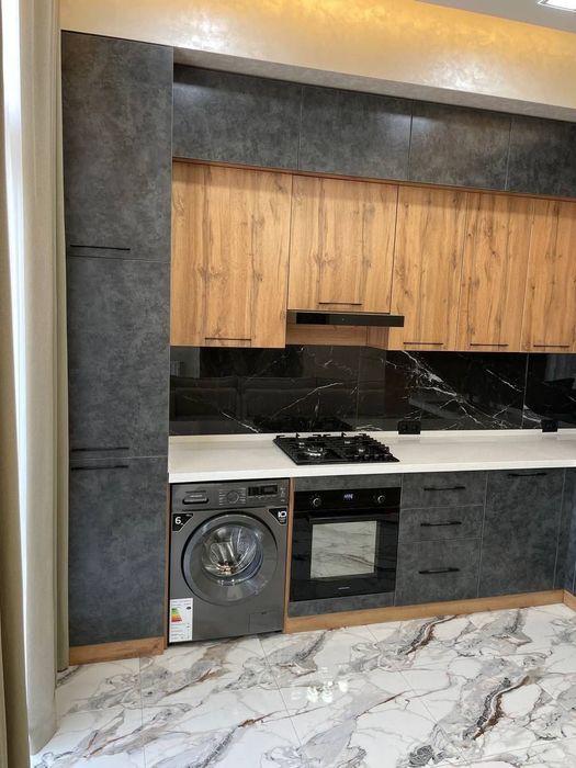 Продается 2х ком квартира, ЖК Tiara Residence, ор-р: ЭКО базар, 50м²