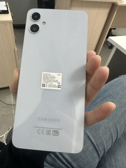 Продам samsung A05
