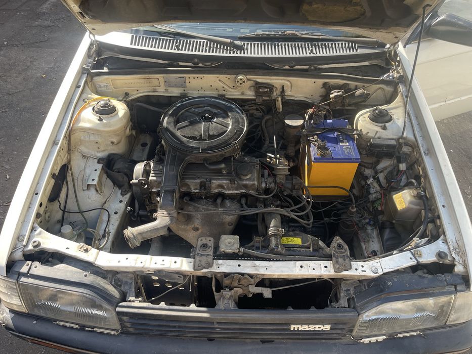 Mazda 323, 1989 г.в.