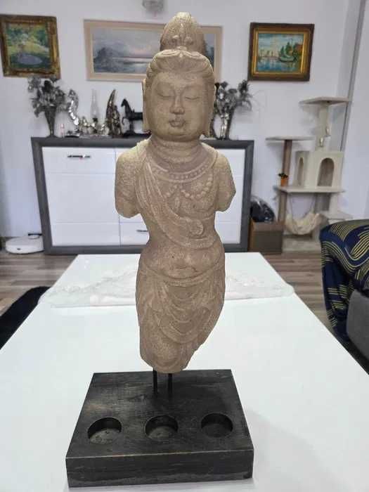 Lot vintage de 8 statuete diferite 9