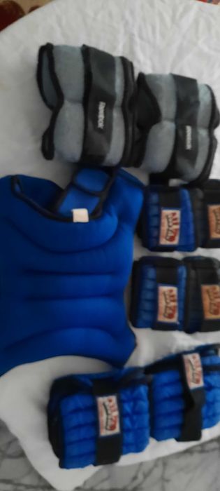 Продавам желетска с тежести