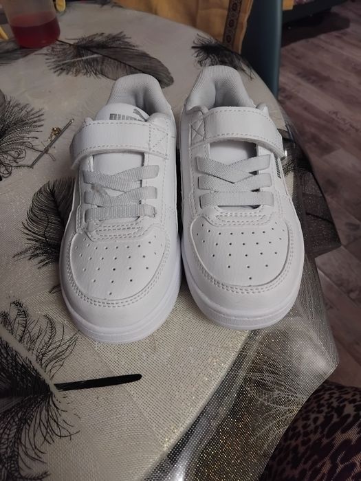 Vand adidasi de copii marmea 26-32