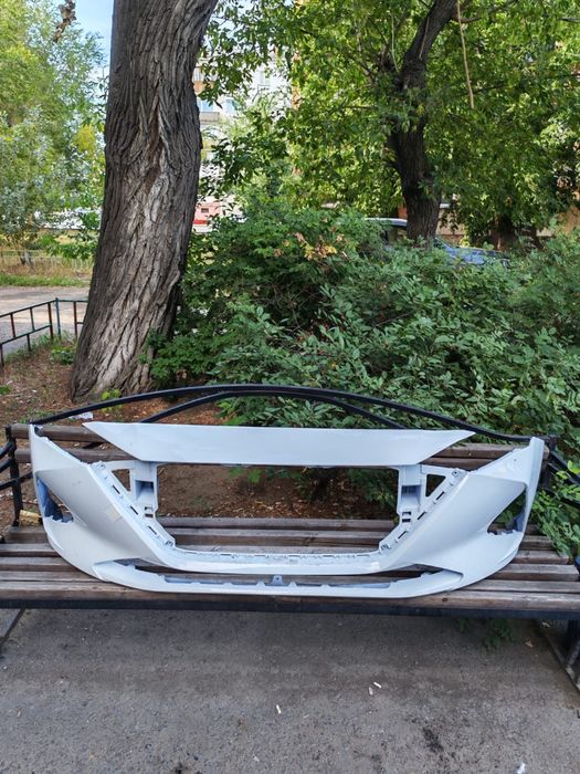 ПРОДАМ бампер на Hyundai accent