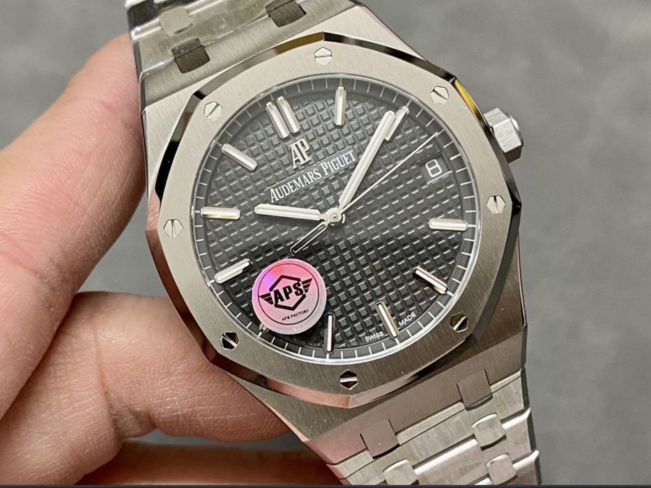Audemars Piguet Royal Oak nou ,, Full box”