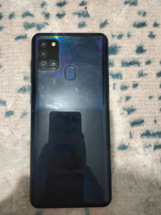 Смартфон Samsung S21A