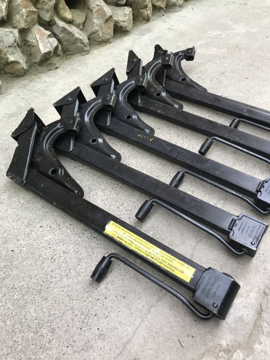 Домкрат BMW e34