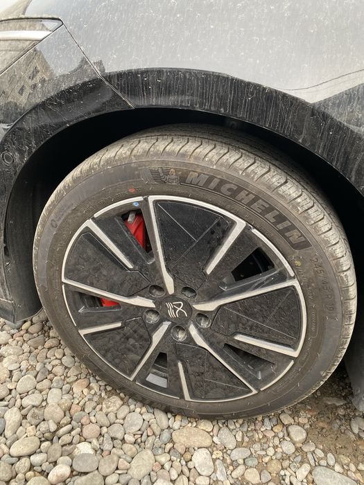 Byd Han L 2 Pozitsiya 701km