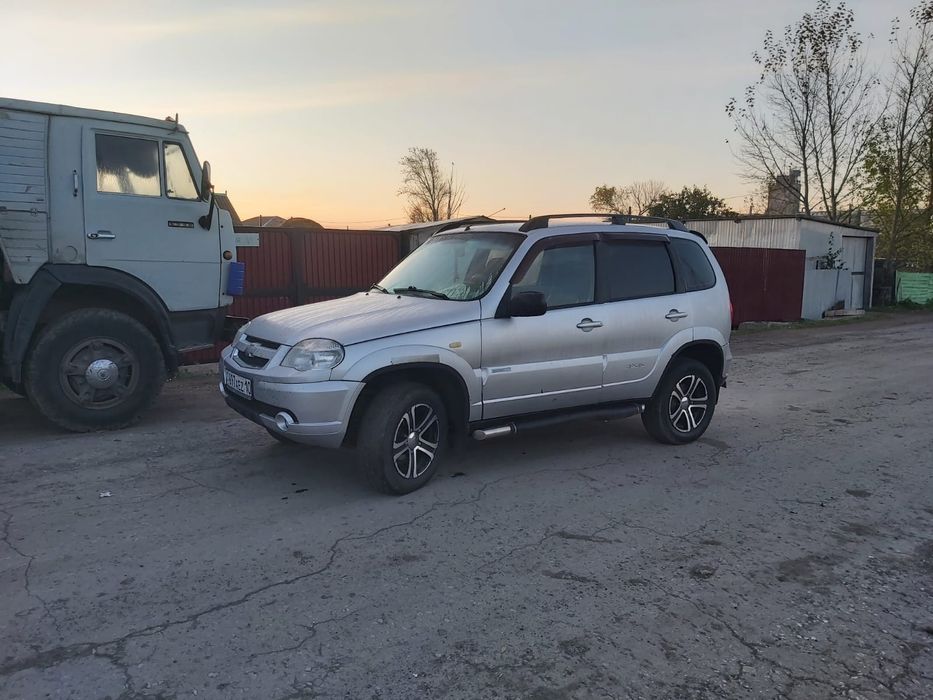 Продам ниву шевроле