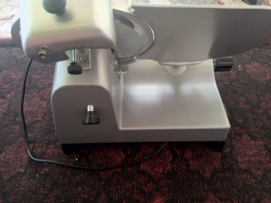 Слайсер колбаса сыр кесадиган