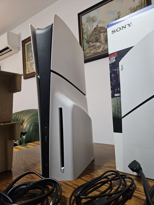 Като Чисто Нов Playstation 5 Slim Гаранция 2 години Ps5
