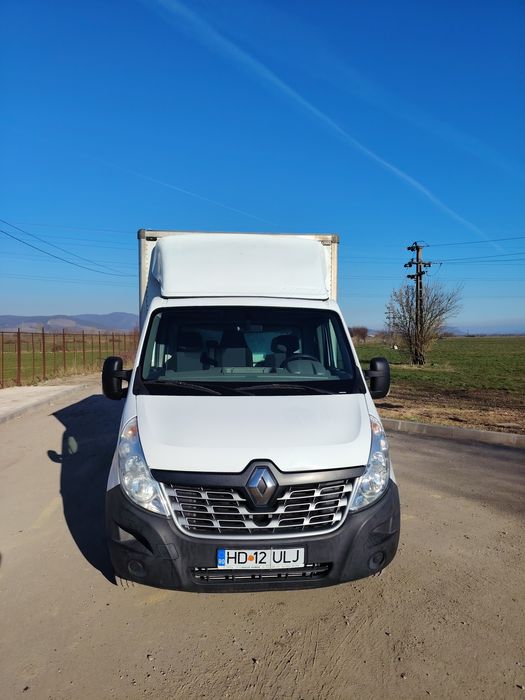 Vând Renault Master cub cu lift