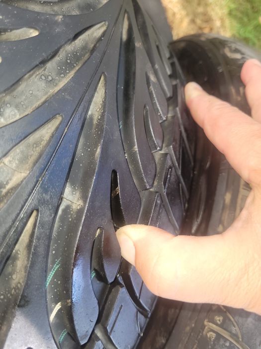 Vand cauciucuri Dunlop 215/45ZR/15