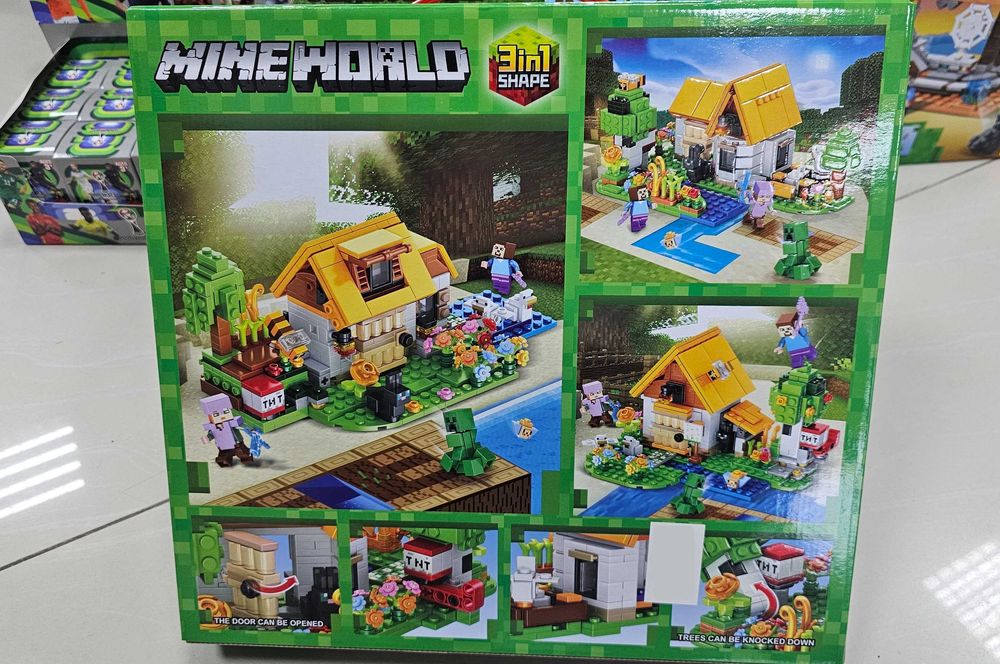 Конструктор 3в1 за изграждане Minecraft World 556 части с LED светлини