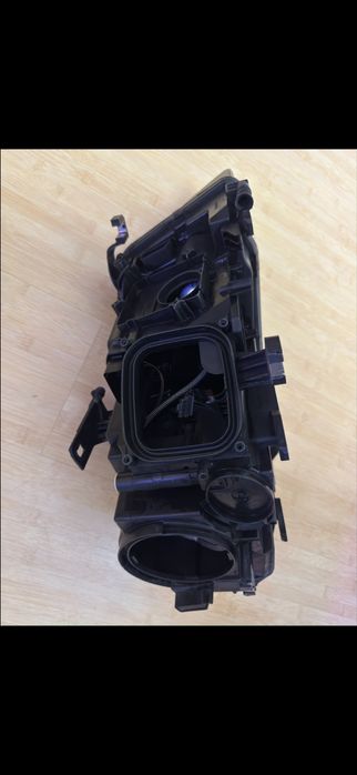 Far stânga Audi A4 B8 NFL (2010) Bi-xenon, lupa, DRL