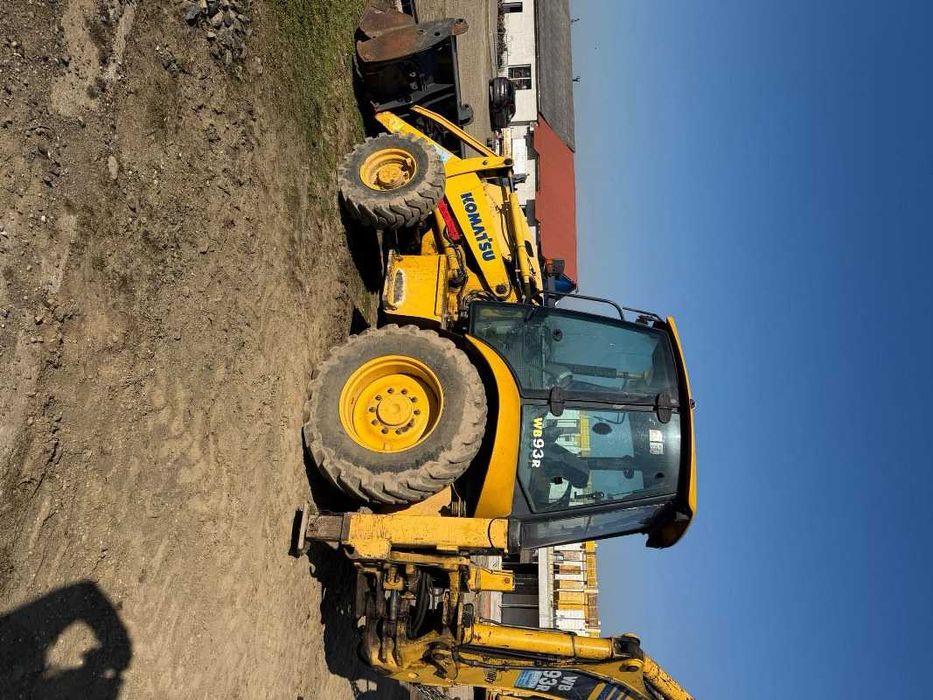 Dezmembrez buldoexcavator Komatsu WB93 - R5