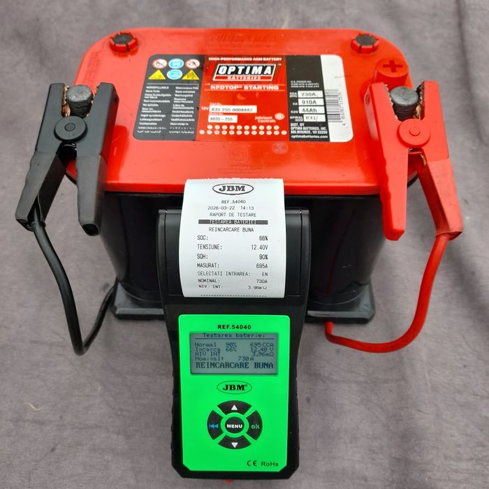 ACUMULATOR = (baterie) auto / moto .