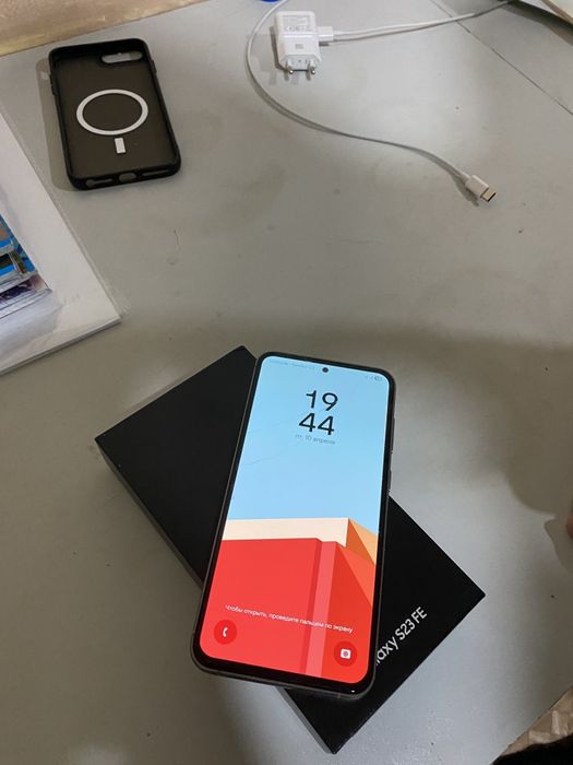 Samsung S23 FE 8/128