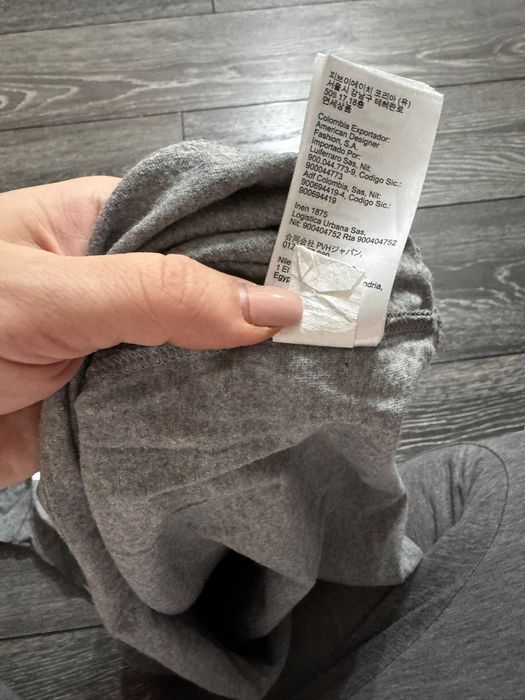 Tricou Calvin Klein marimea XL impecabil