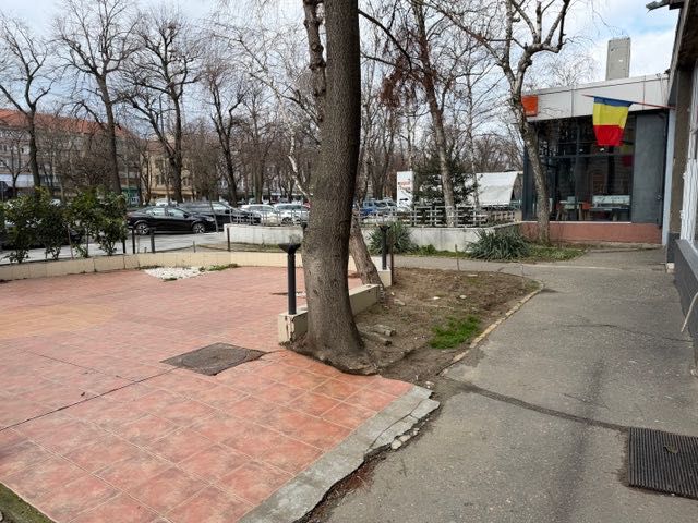 Spațiu comercial de închiriat – zonă centrală, Arad