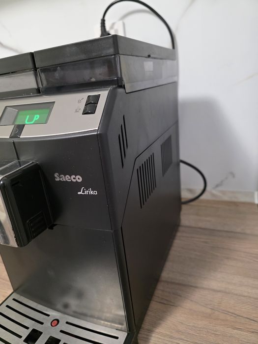 Кафемашина Saeco Lirika – автоматична, с пара/дюза