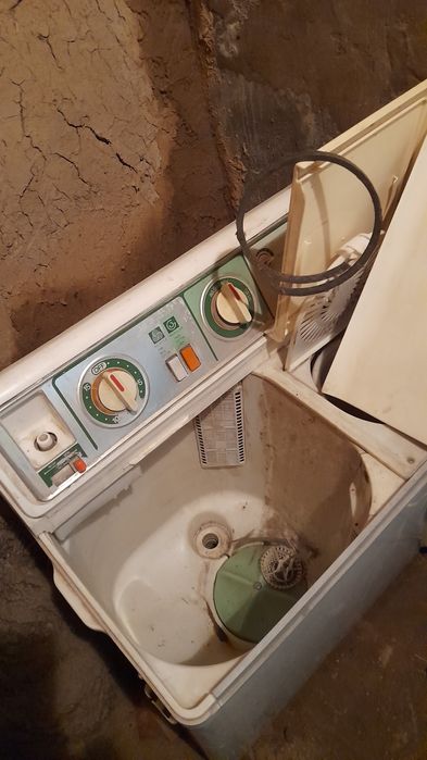 Продам стиральную машинку кит.