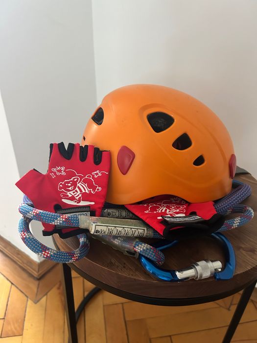 Casca escalada/bicicleta PETZL,  longe si manusi