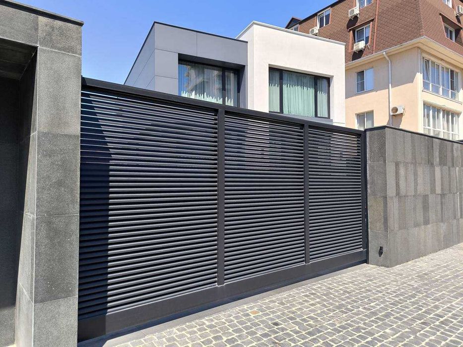 Въездные ворота ALUTECH (пр.Беларусь)