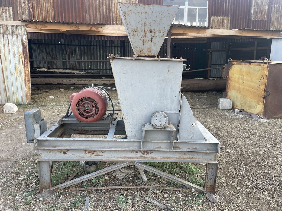 Продам дробилку