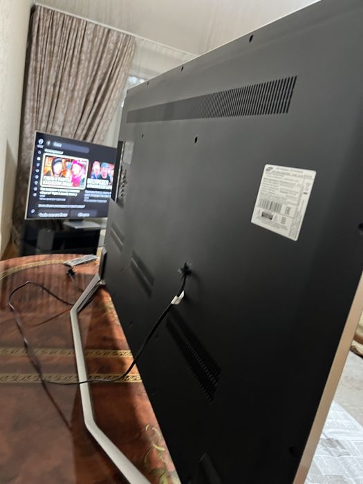 Samsung 55 диагональ 140