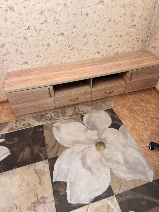 Тумба под телевизор